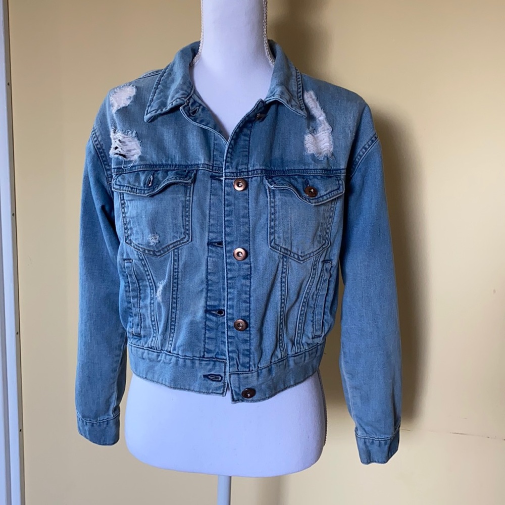 Forever 21 classic Denim blue jacket size S